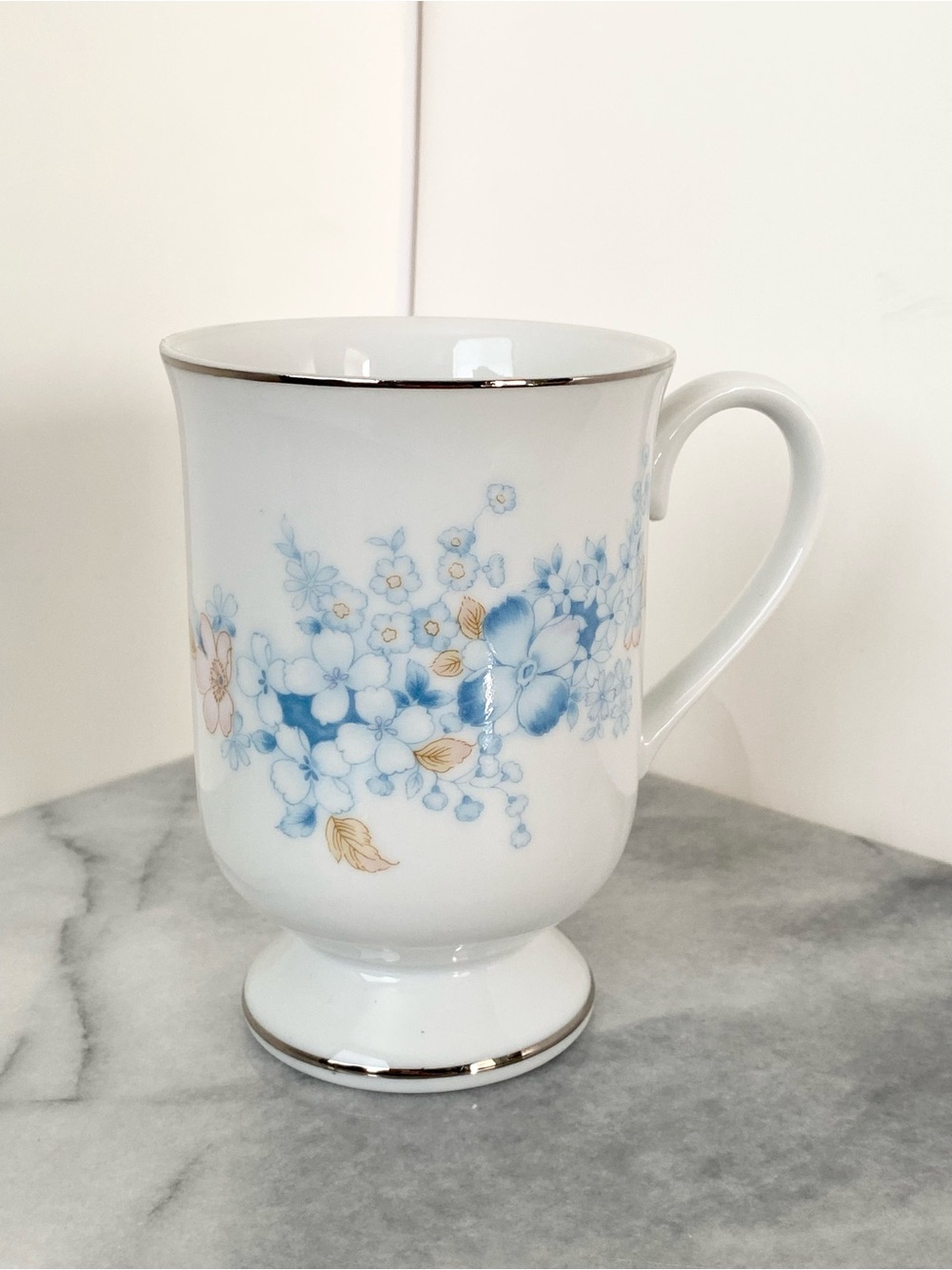 Vintage FANCI FLORAL Blue Morn Mug